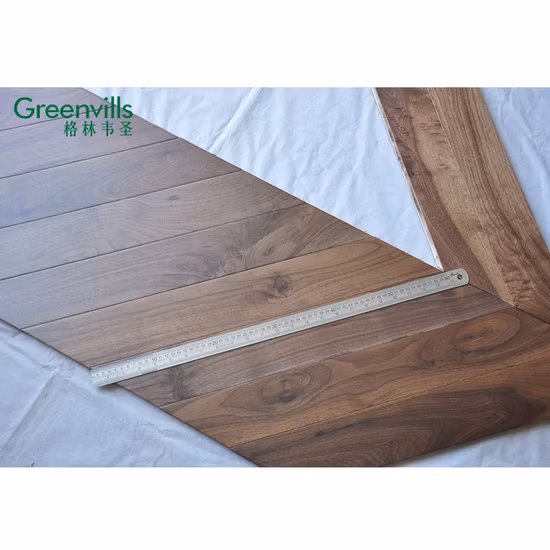 Pisos de madera de parquet con patrón de Chevron antiguo de roble francés